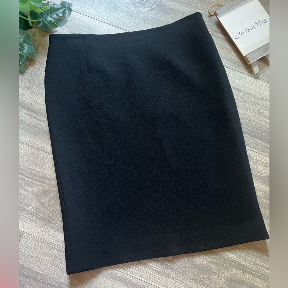 Ann Taylor Wool Classic Black Pencil Skirt. Size 10